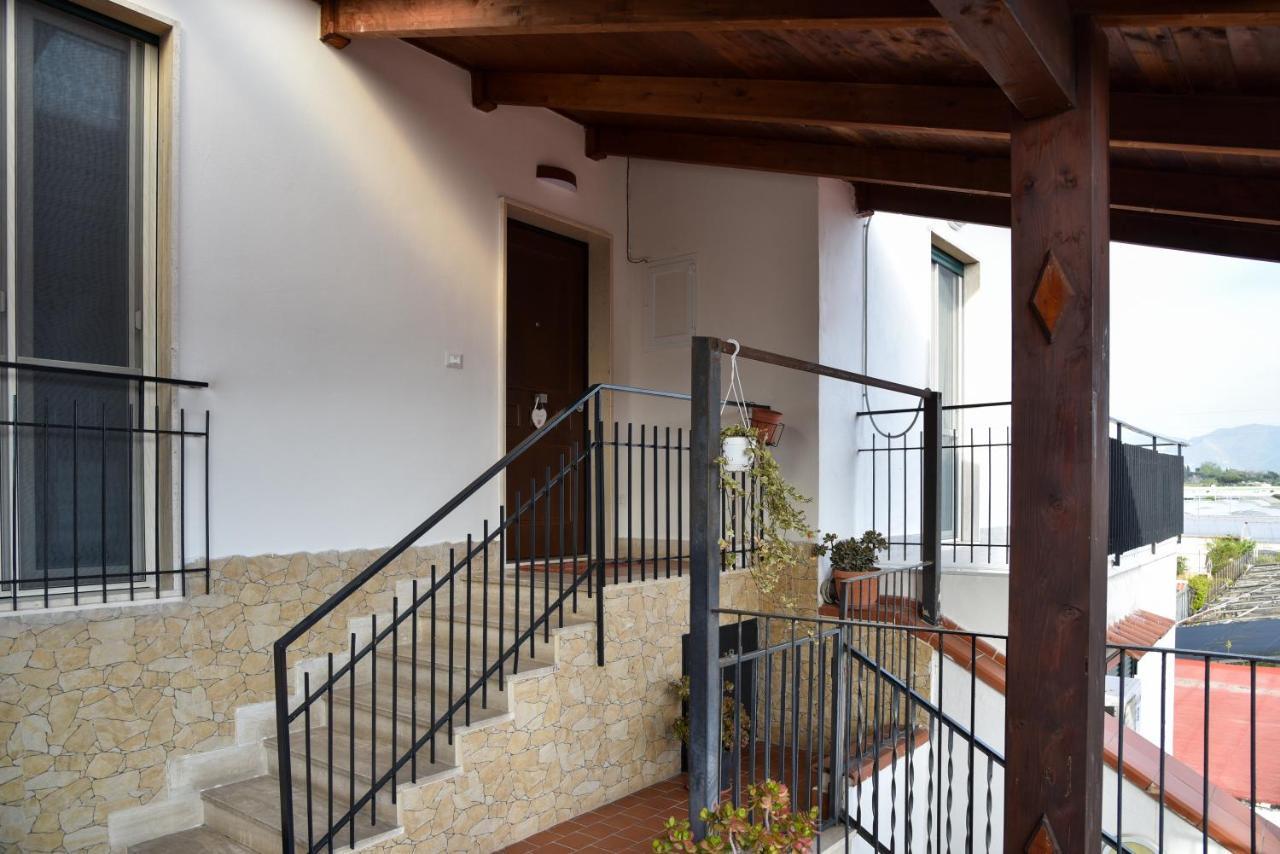 Virginia'S House Apartment Torre Annunziata Exterior foto